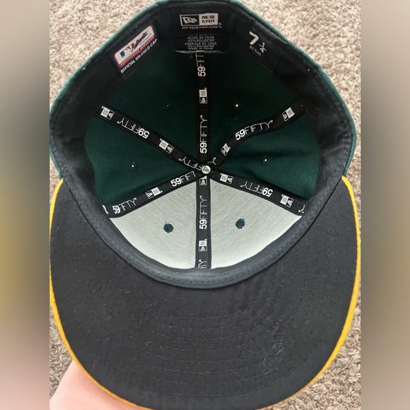 New Era A’s athletics Yellow/Green fitted hat size 7 1/4 - Picture 3 of 8